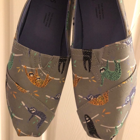 toms sloth shoes